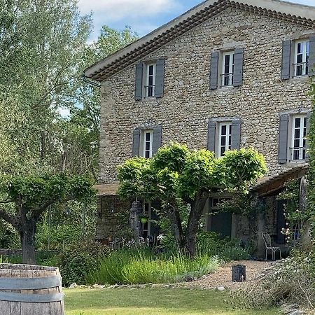 Mas Lou Parpaioun Bed & Breakfast Crestet Exterior photo